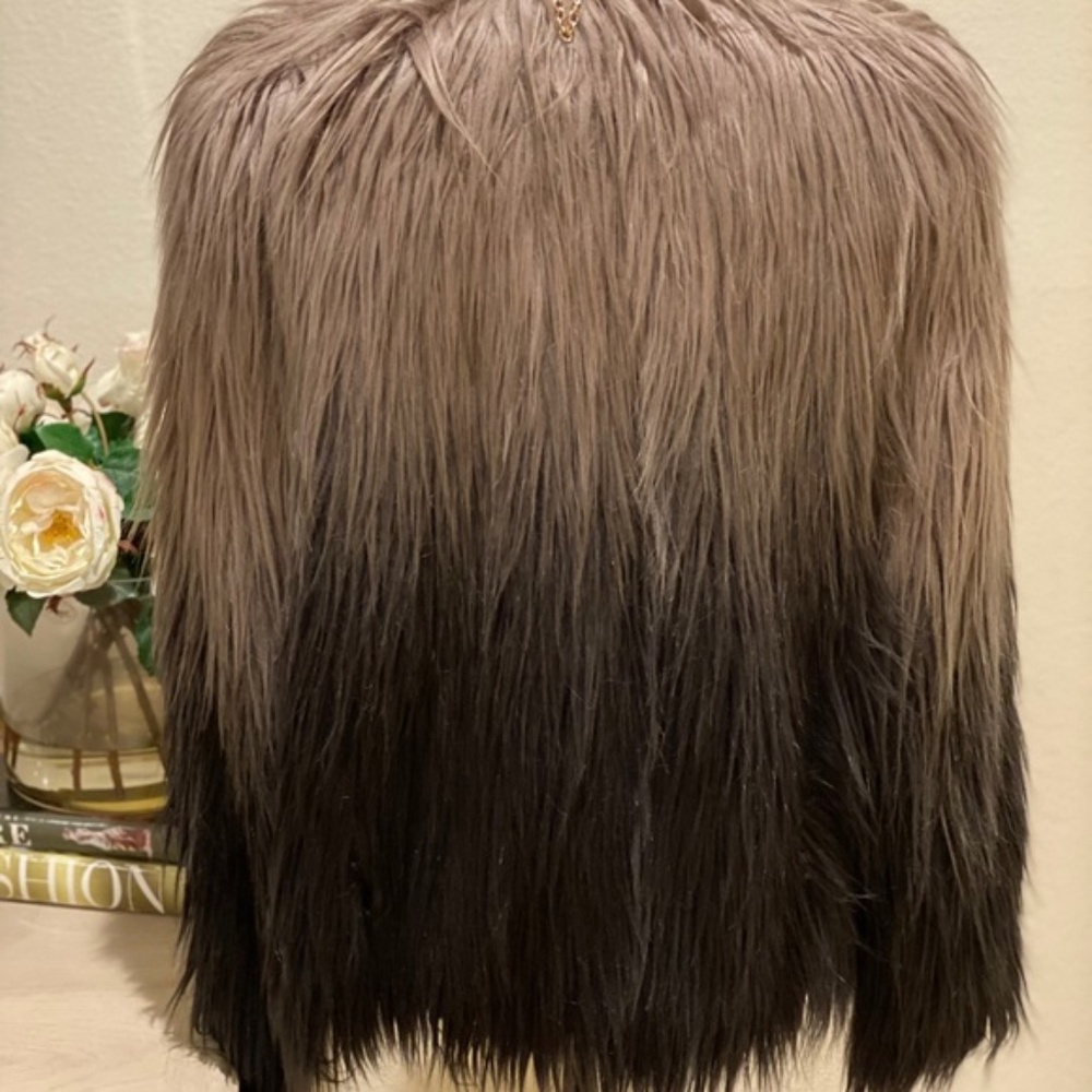 Gray Black Ombre Vintage Faux Fur Jacket Coat - by Unreal Fur, Size M, RARE - Picture 3 of 5